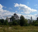 Вид на монастырь с северной стороны. Июль 2007 года