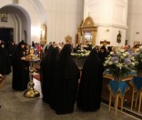 Всенощное бдение с чином погребения Божией Матери
