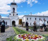 Праздничная дорожка