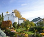 Осень в монастыре