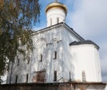 Осень в монастыре