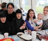 Праздничный сладкий стол
