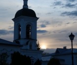 Весна в монастыре