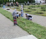 Подготовка праздничной дорожки