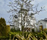 Весна в монастыре