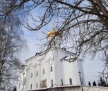 Зима в монастыре