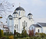 Осень в монастыре