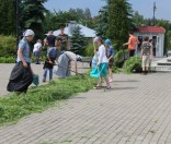 Подготовка праздничной дорожки