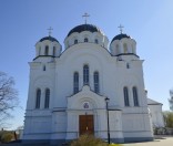 Весна в монастыре
