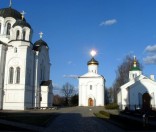 Крест высоко над главою золотой звездой горит... Апрель 2009 года