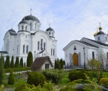 Весна в монастыре
