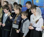 В дни Рождества воспитанники воскресной школы Спасо-Евфросиниевского монастыря выступили с праздничным концертом в Малоситнянской средней школе 
