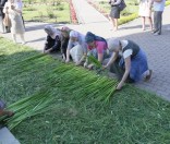 Подготовка праздничной дорожки