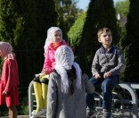 Подготовка праздничной дорожки