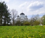 Весна в монастыре