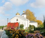 Осень в монастыре