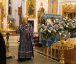 Всенощное бдение с чином погребения Божией Матери