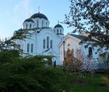 Весна в монастыре