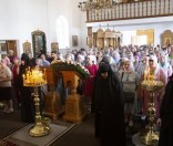 Средняя Божественная литургия