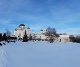 Зима в монастыре