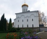 Осень в монастыре