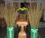 Перед праздничной службой в Вербное Воскресение