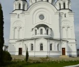 Весна в монастыре