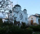 Весна в монастыре