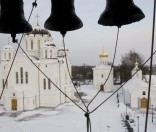 Вид на монастырь с колокольни.