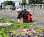 Украшение праздничной дорожки