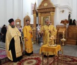 Праздник Происхождения (изнесения) Честных Древ Животворящего Креста Господня в Полоцкой обители