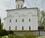 Весна в монастыре