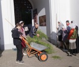 Подготовка праздничной дорожки